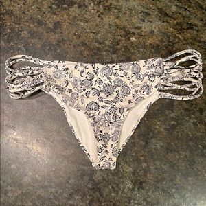 Boys + Arrows Sherman Bottoms in Old Fashioned